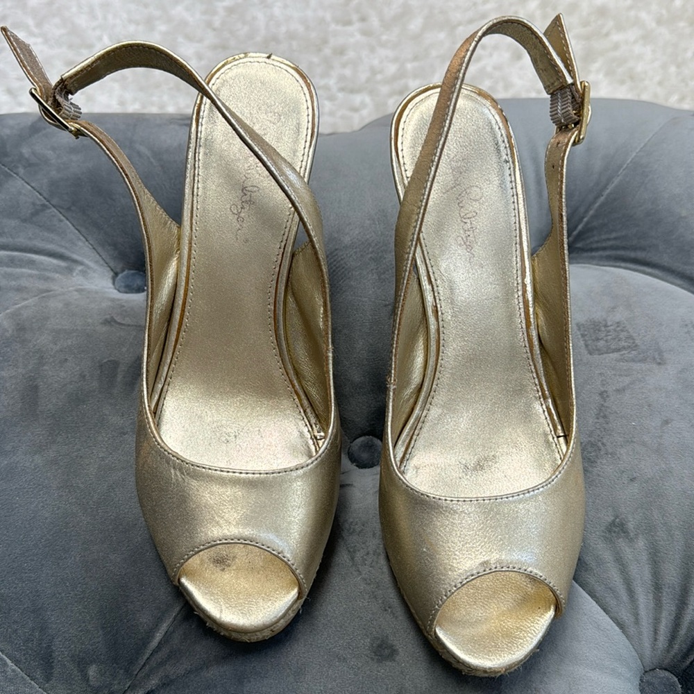 Gold Lilly Pulitzer wedges! Signs of wear but still lots of fun left in these!